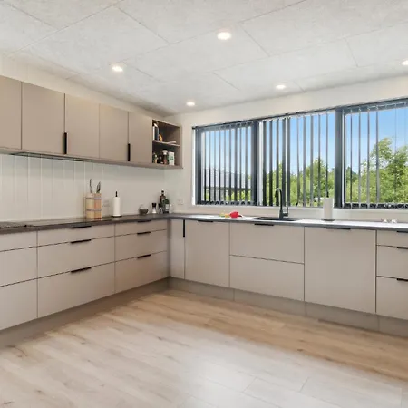 6 Bedroom In Glesborg