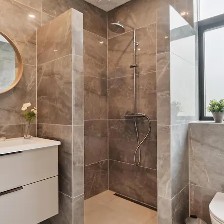 6 Bedroom In Glesborg